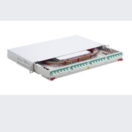 Unirack2 équipé 12 LCD APC sécurité et 2 24 pigtails LCAPC